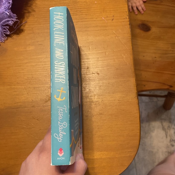 Tessa Bailey “Hook, Line, & Sinker” novel - Picture 3 of 4